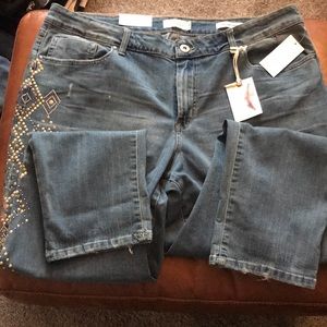 💛Jessica Simpson jeans Sz 18W NWT so classy!